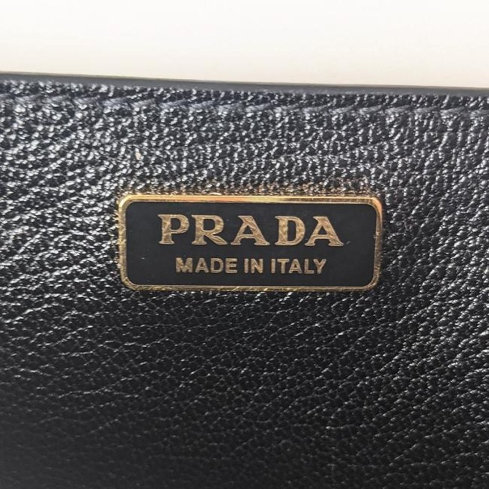 SOLDPrada White Leather Large Cahier Crossbody Bag - Picture 5 of 10